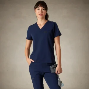 Outlet Members Only Bari 1-Pocket Scrub Top Navy