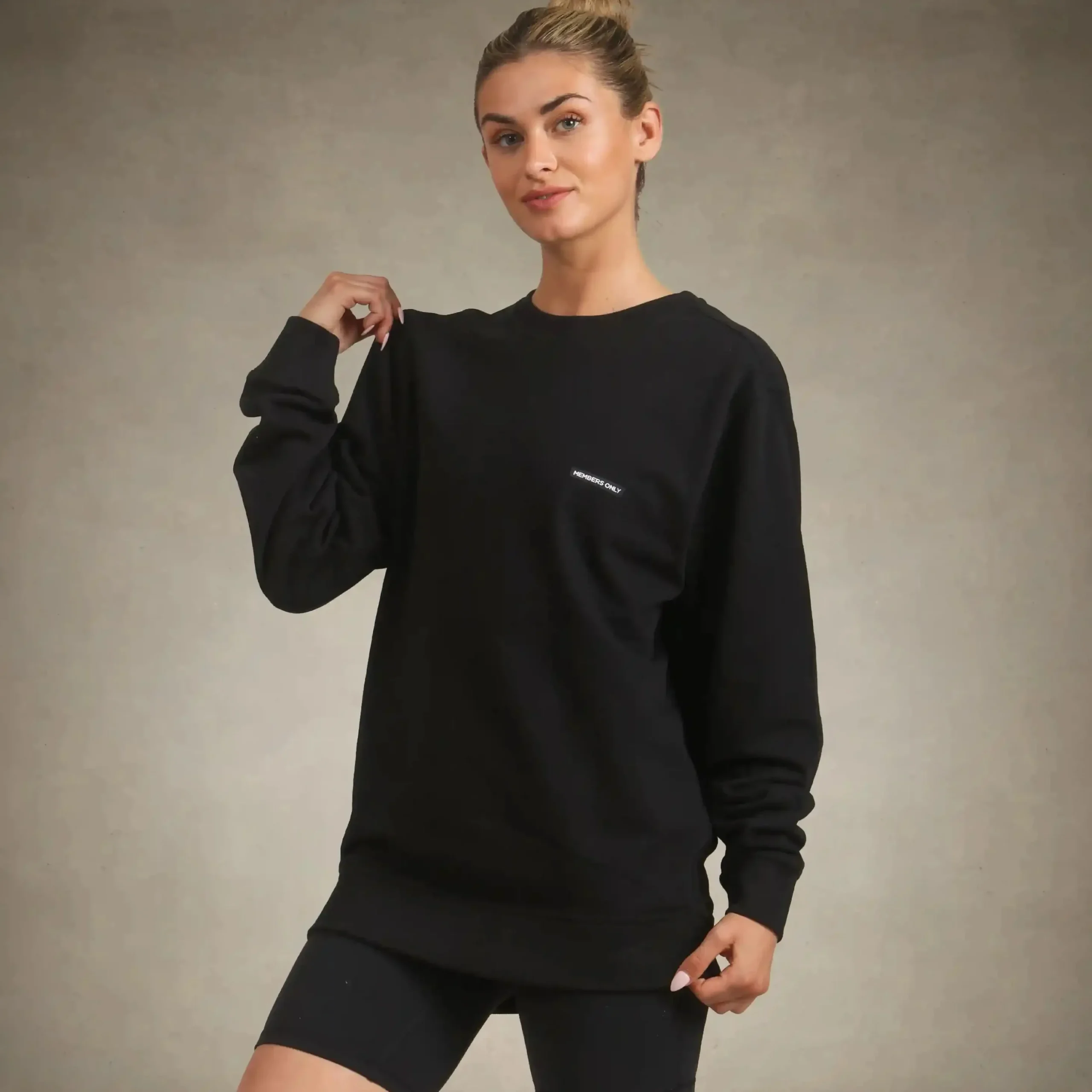 Outlet Members Only Women's Preston Crew Neck Oversized Sweatshirt Black
